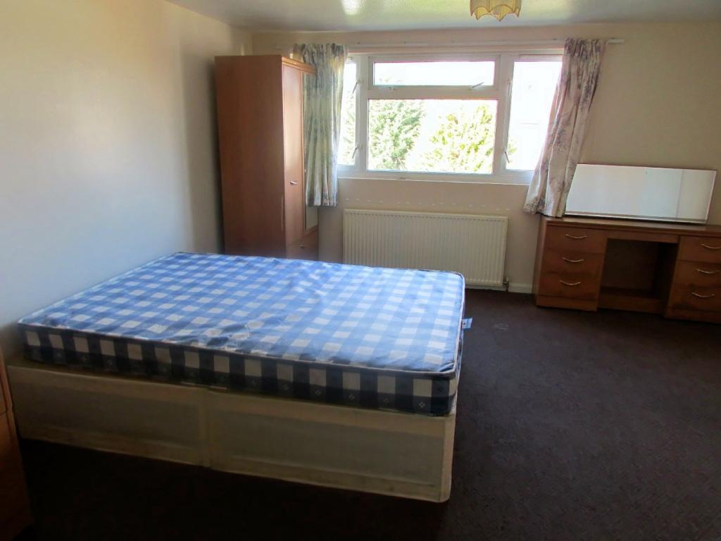 4 Bedroom SEMI DETACHED to Rent in WEMBLEY, HA9 6LS