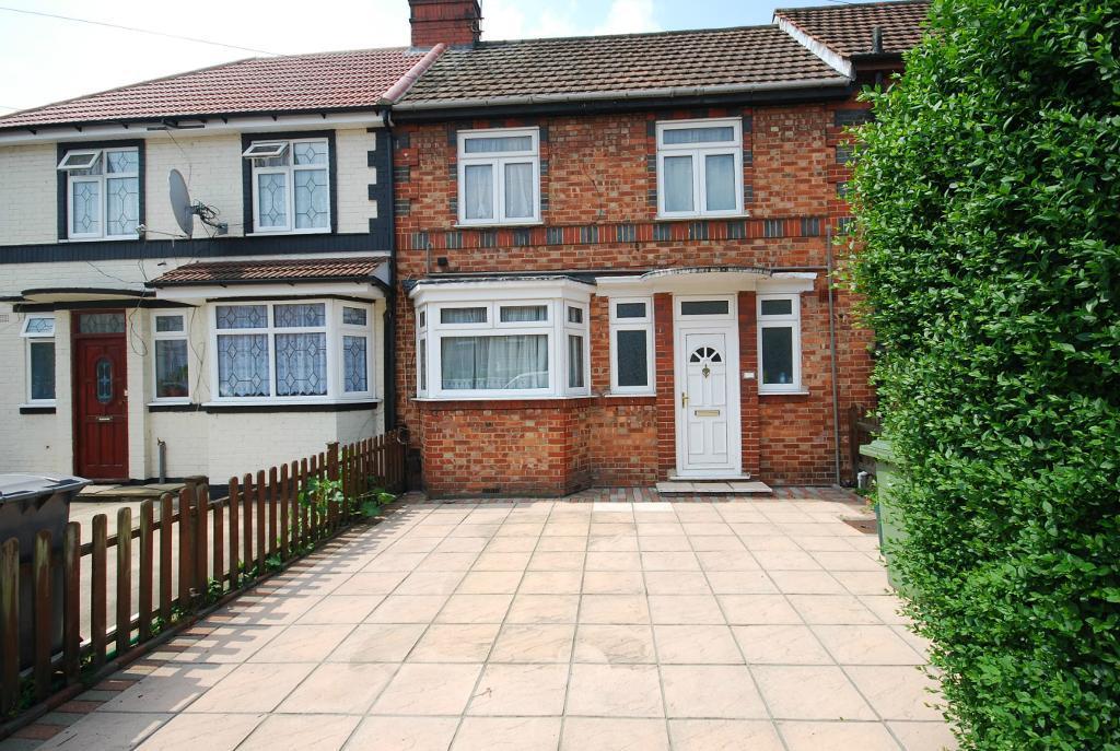 4  Bed MID TERRACED Property to Rent in WEMBLEY, HA0 1LX