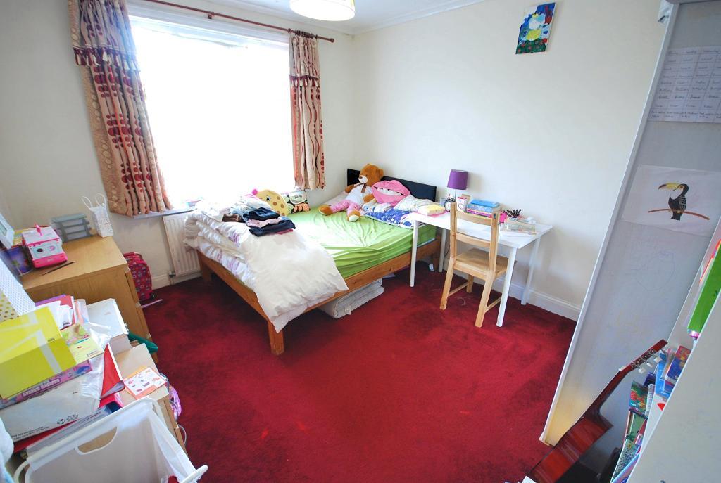 3 Bedroom MID TERRACED to Rent in WEMBLEY, HA0 1UN