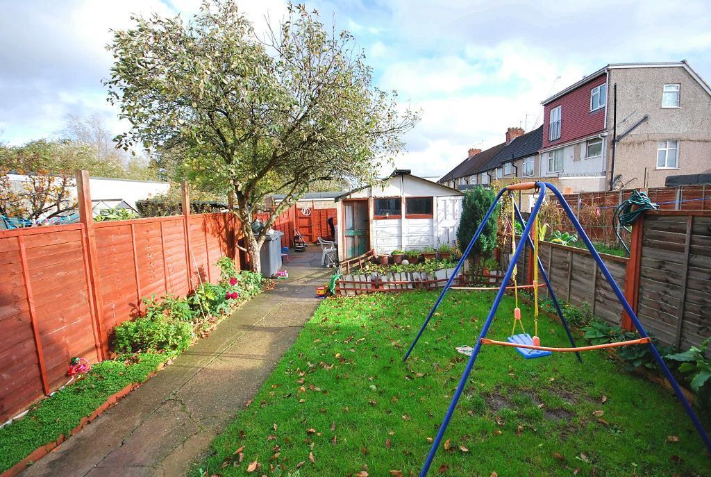 3 Bedroom MID TERRACED to Rent in WEMBLEY, HA0 1UN