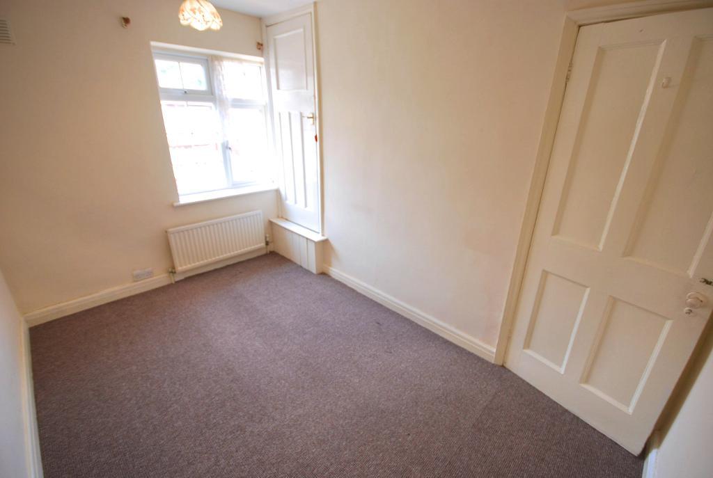 3 Bedroom MID TERRACED to Rent in WEMBLEY, HA0 1LL