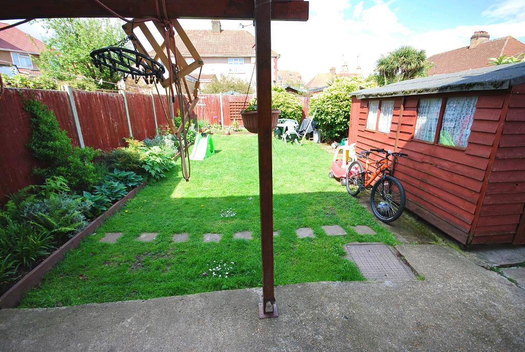 3 Bedroom END TERRACED to Rent in WEMBLEY, HA0 4LH