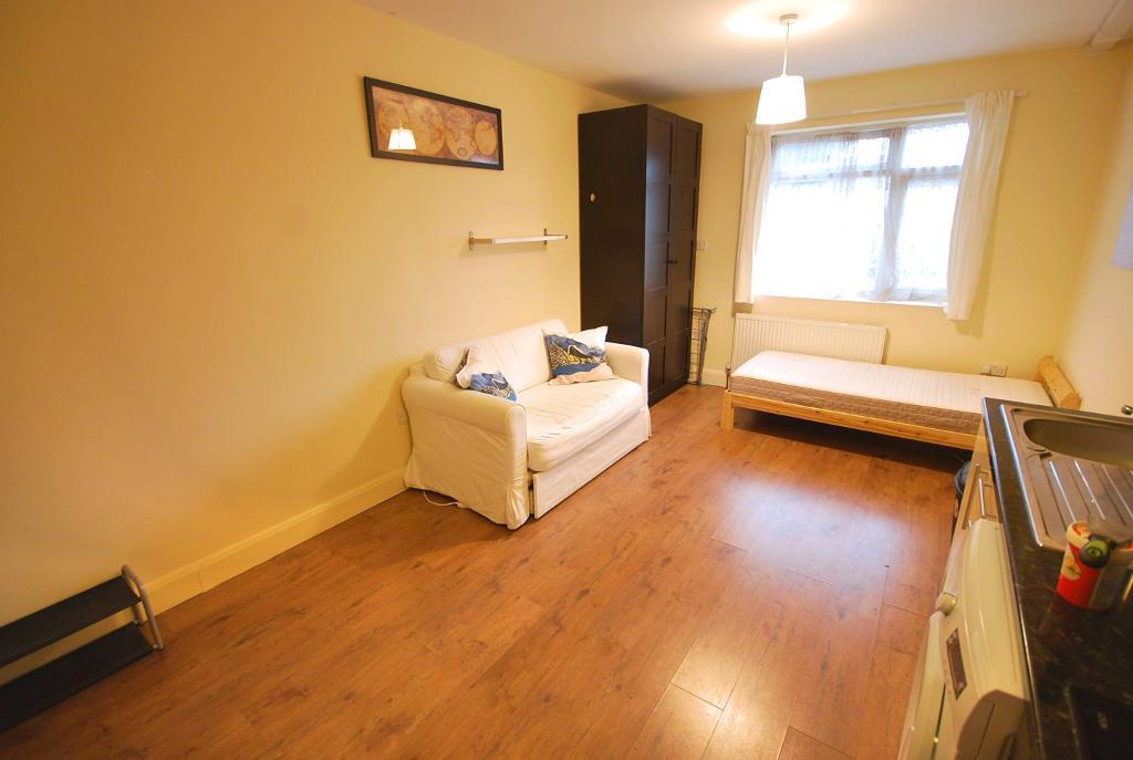 1 Bedroom STUDIO to Rent in WEMBLEY, HA0 4TH
