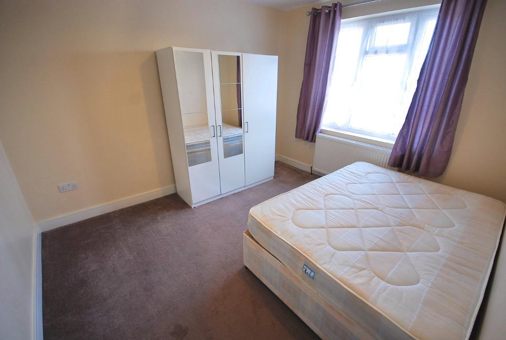 3 Bedroom CONVERTED FLAT to Rent in WEMBLEY, HA0 1UP