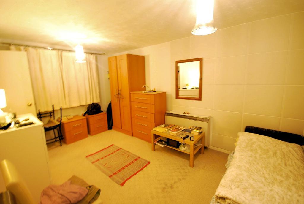 1 Bedroom STUDIO to Rent in WEMBLEY, HA0 1XY