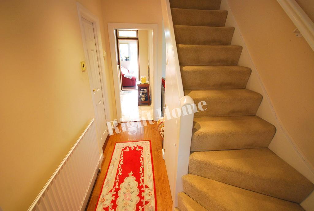 3 Bedroom MID TERRACED for Sale in WEMBLEY, HA0 1LY