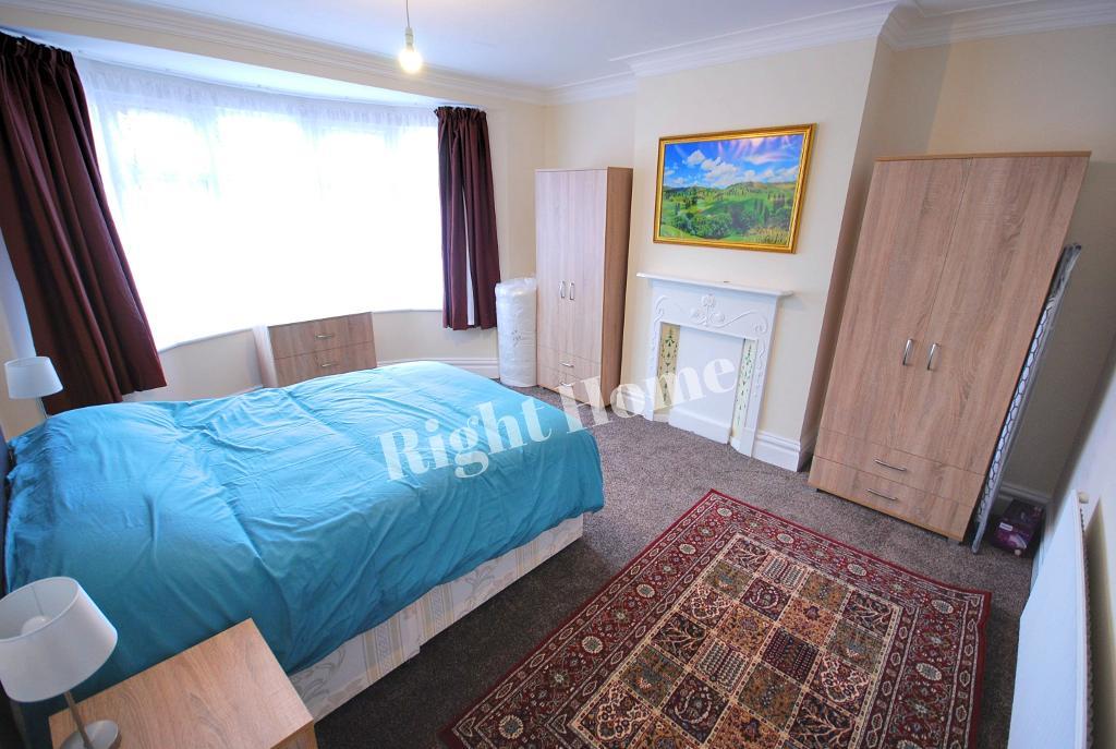 4 Bedroom END TERRACED to Rent in WEMBLEY, HA9 8DG
