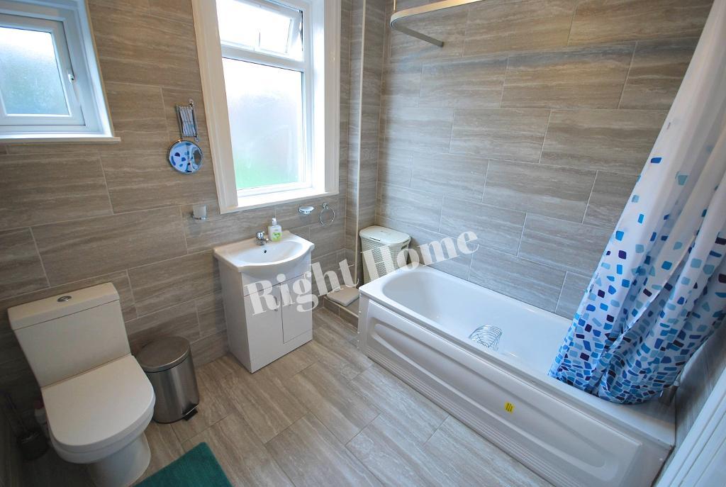 4 Bedroom END TERRACED to Rent in WEMBLEY, HA9 8DG