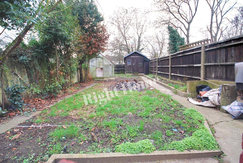 4 Bedroom END TERRACED to Rent in WEMBLEY, HA9 8DG