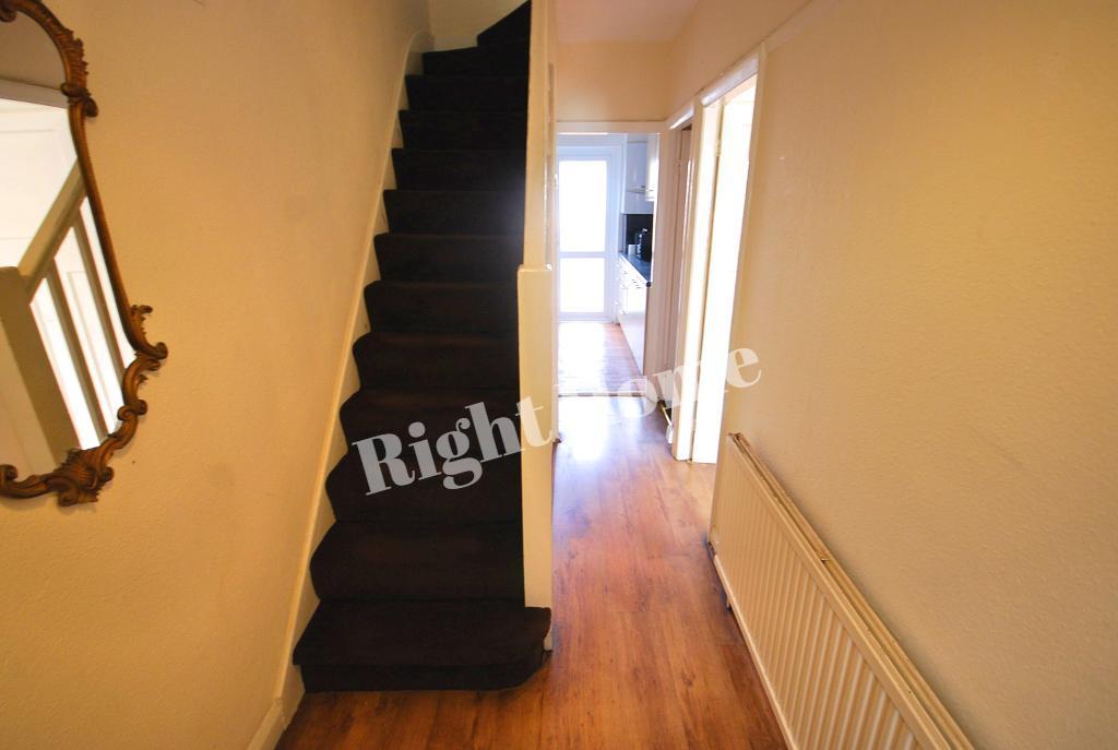 5 Bedroom MID TERRACED to Rent in WEMBLEY, HA0 1EU