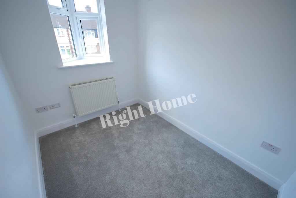 3 Bedroom END TERRACED for Sale in WEMBLEY, HA0 1NY