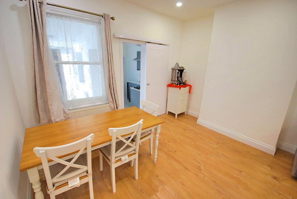 3 Bedroom MID TERRACED to Rent in WEMBLEY, HA0 1JS