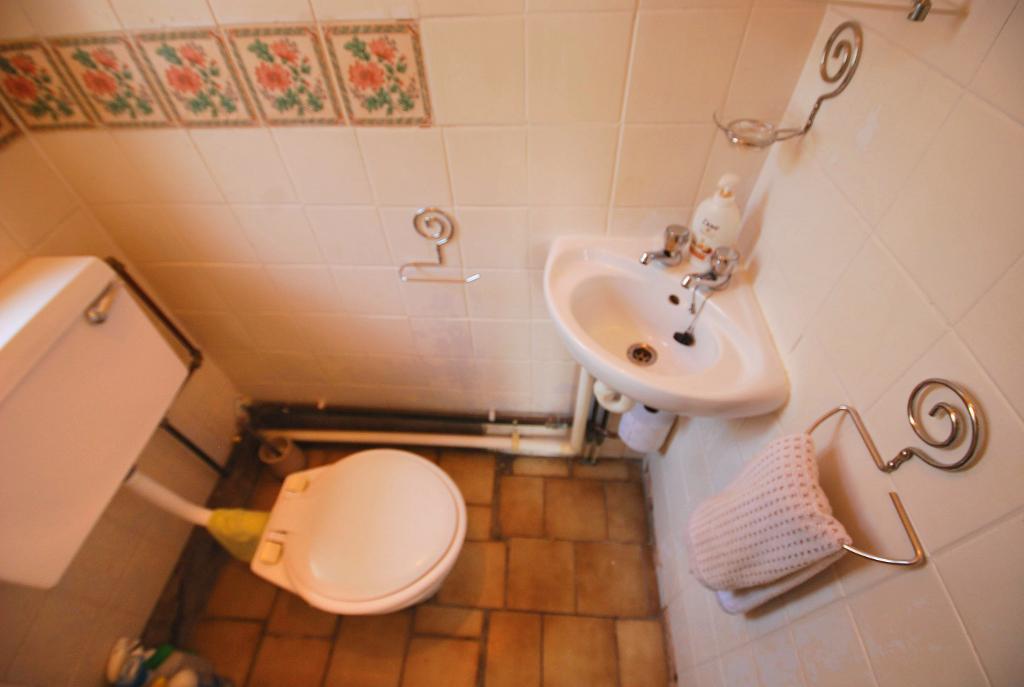 4 Bedroom SEMI DETACHED to Rent in WEMBLEY, HA0 4JH
