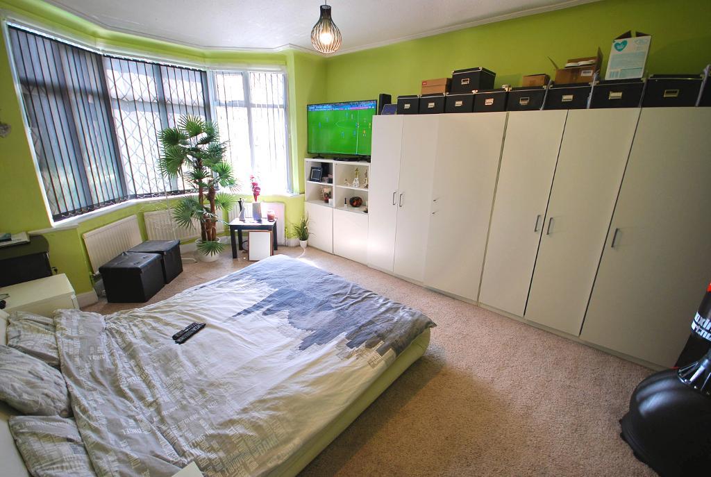 4 Bedroom SEMI DETACHED to Rent in WEMBLEY, HA0 4JH