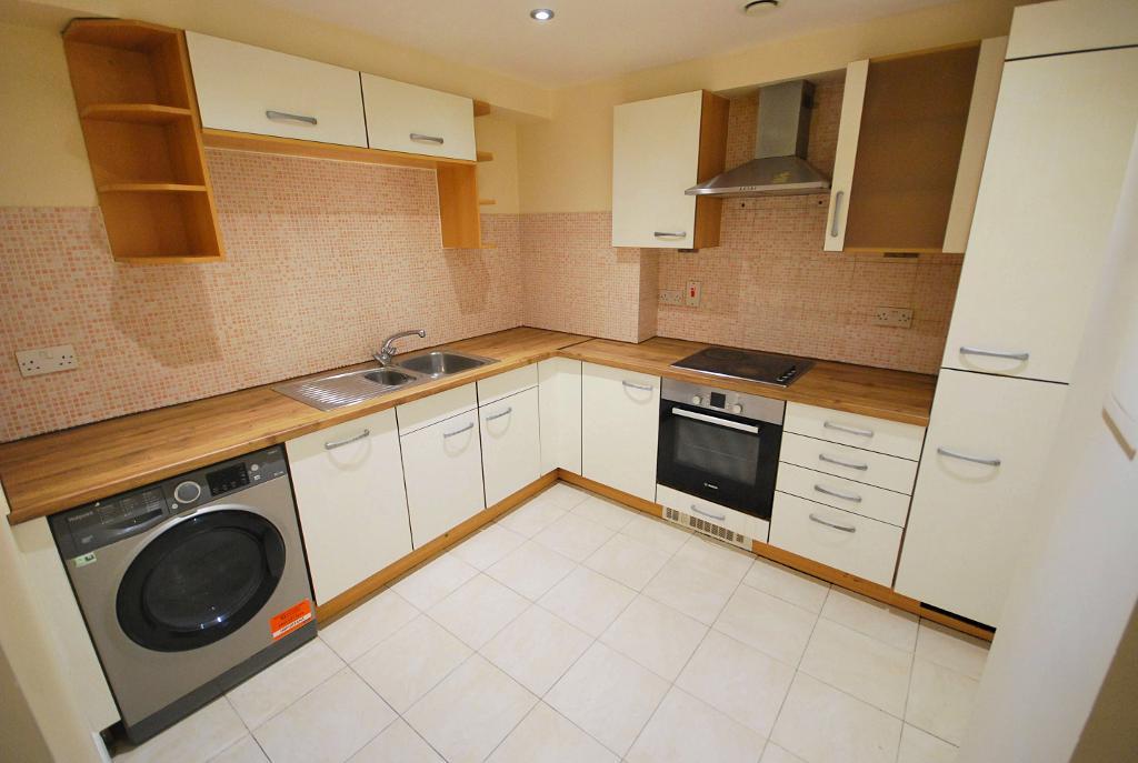 2  Bed FLAT Property to Rent in LONDON, W5 3BF