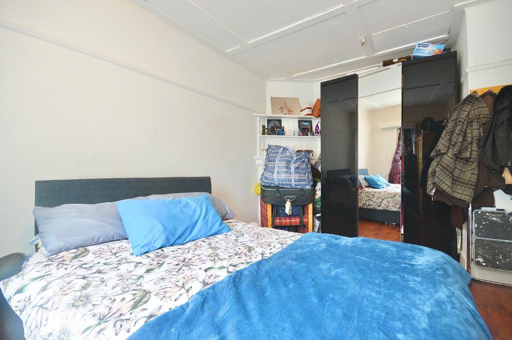 3 Bedroom BUNGALOW for Sale in WEMBLEY, HA9 8EP