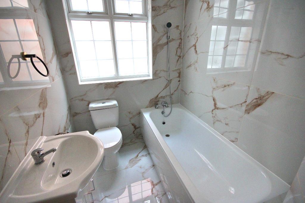 2 Bedroom FLAT to Rent in WEMBLEY, HA0 4QD