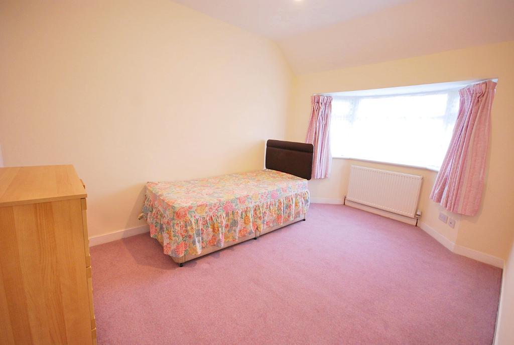 3 Bedroom SEMI DETACHED for Sale in WEMBLEY, HA9 6NX