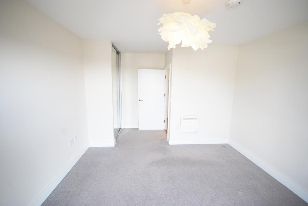 1 Bedroom FLAT for Sale in WEMBLEY, HA0 1HF