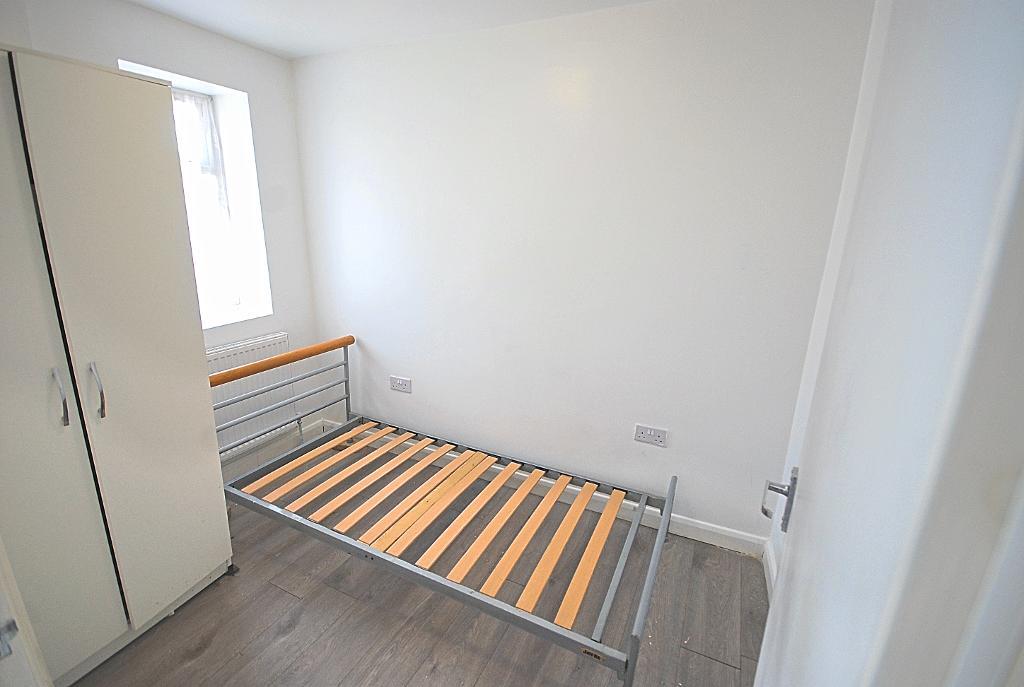 1 Bedroom CONVERTED FLAT to Rent in LONDON, NW10 7HU