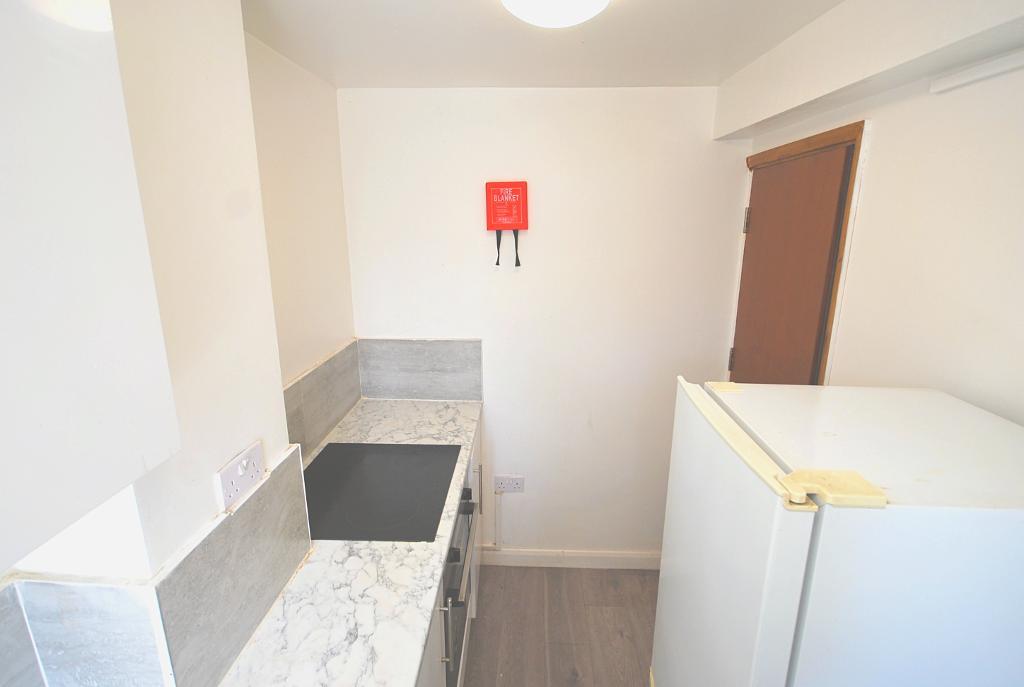1 Bedroom CONVERTED FLAT to Rent in LONDON, NW10 7HU
