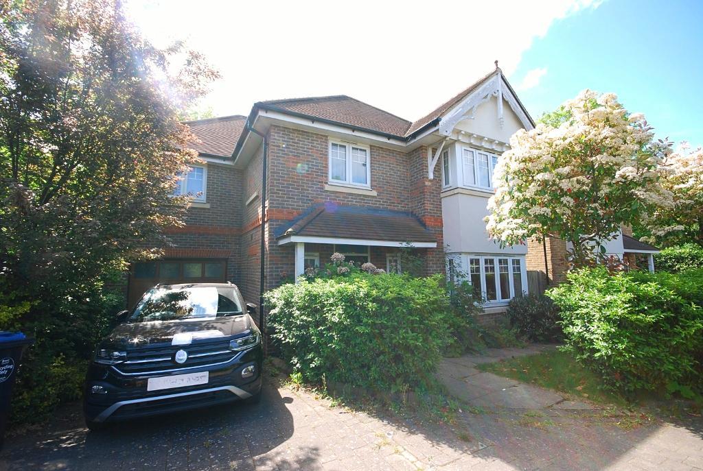DAISY CLOSE, LONDON, NW9 8AF