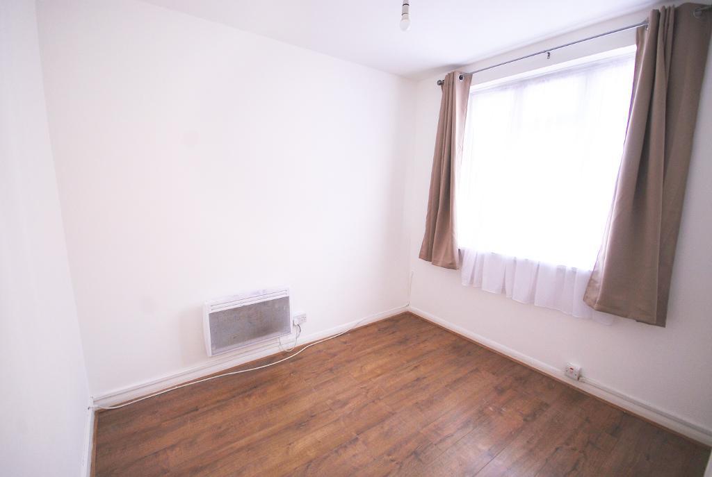 4 Bedroom FLAT to Rent in WEMBLEY, HA9 7EP