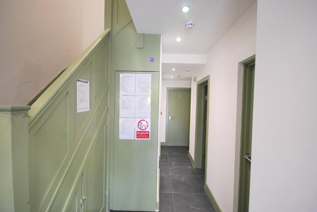 12 Bedroom SEMI DETACHED for Sale in HARROW, HA2 7LT