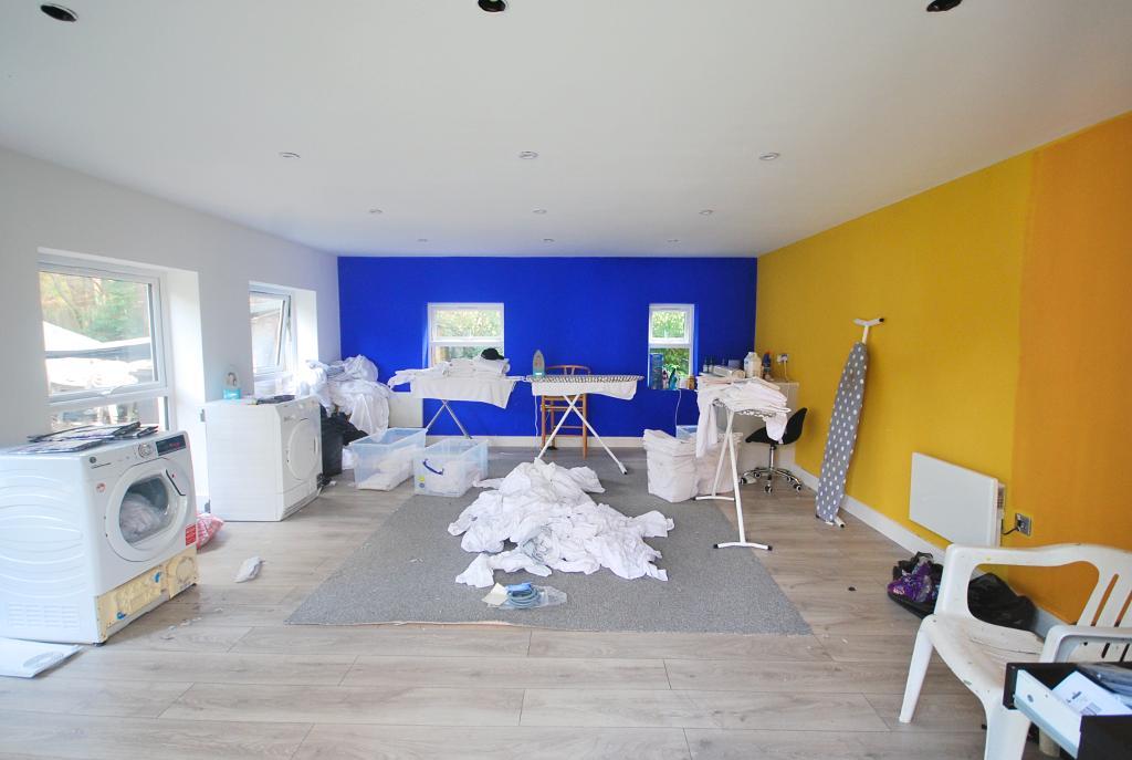 12 Bedroom SEMI DETACHED for Sale in HARROW, HA2 7LT