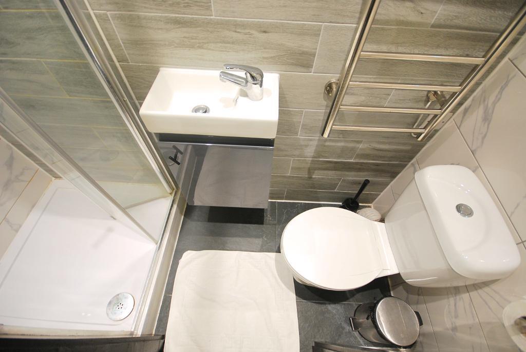 12 Bedroom SEMI DETACHED for Sale in HARROW, HA2 7LT