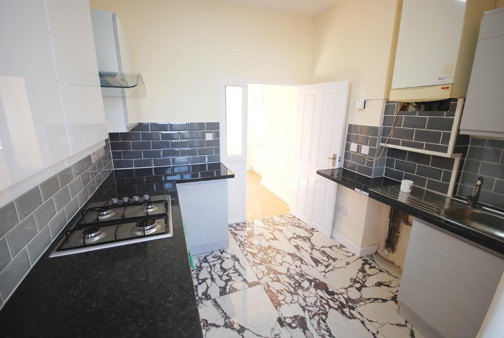 2 Bedroom FLAT to Rent in WEMBLEY, HA0 4QD