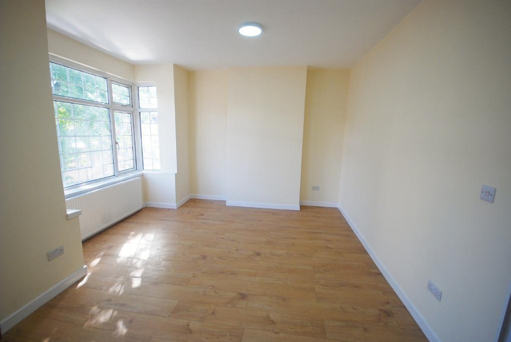2 Bedroom FLAT to Rent in WEMBLEY, HA0 4QD