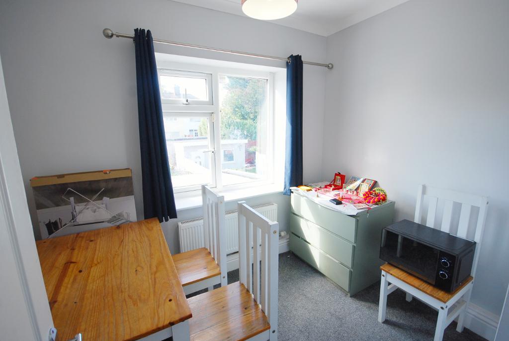 3 Bedroom CONVERTED FLAT to Rent in GREENFORD, UB6 0NQ