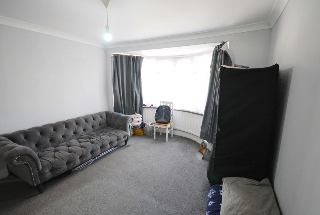 3 Bedroom CONVERTED FLAT to Rent in GREENFORD, UB6 0NQ