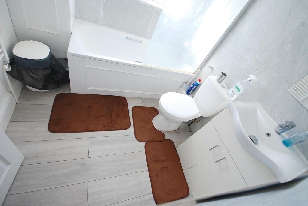 3 Bedroom CONVERTED FLAT to Rent in GREENFORD, UB6 0NQ