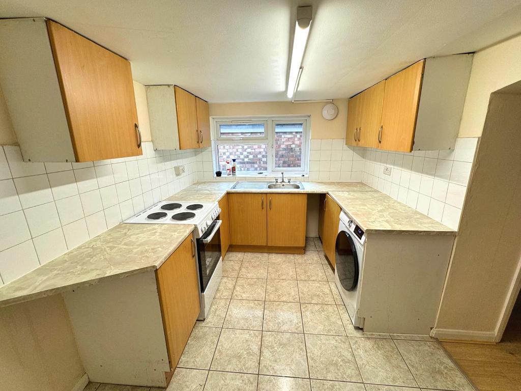 2 Bedroom FLAT to Rent in WEMBLEY, HA0 4BP