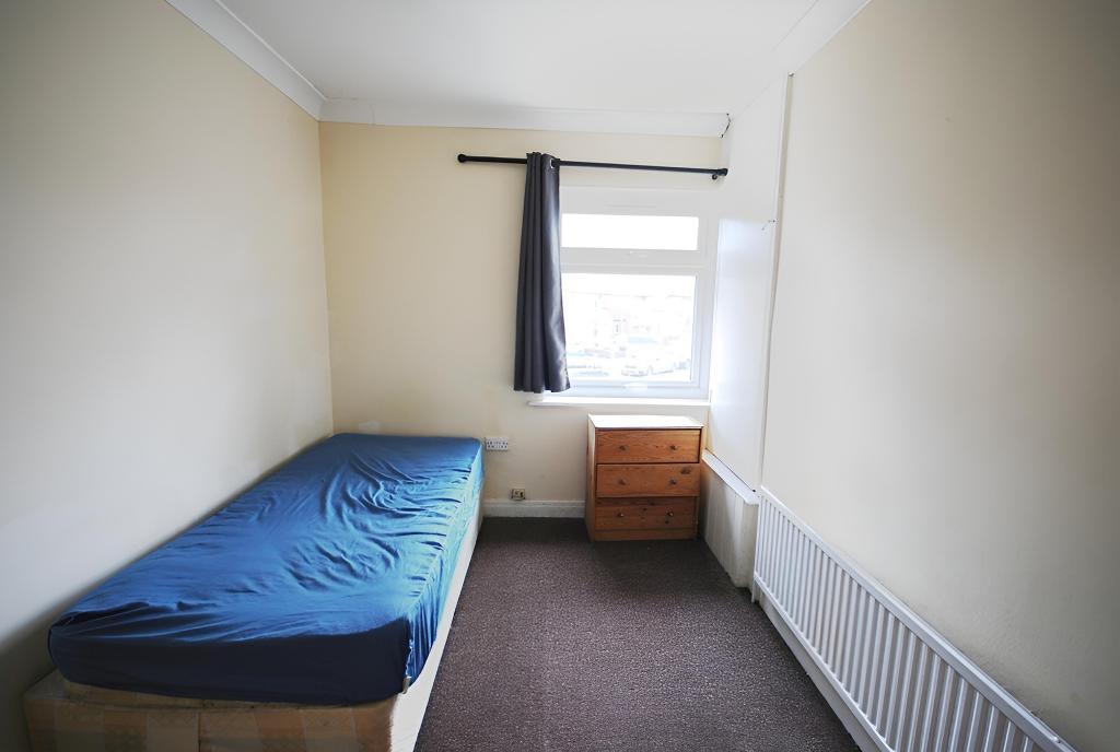 4 Bedroom SEMI DETACHED to Rent in WEMBLEY, HA0 1HZ