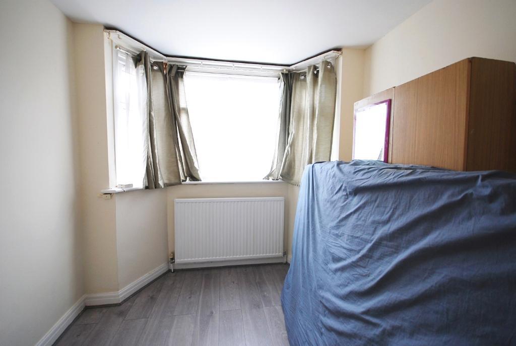4 Bedroom SEMI DETACHED to Rent in WEMBLEY, HA0 1HZ