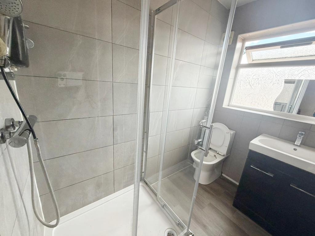 5 Bedroom MID TERRACED to Rent in WEMBLEY, HA0 1EU