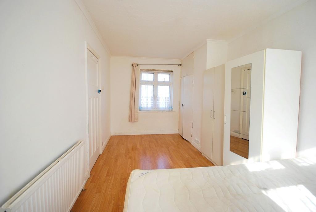 3 Bedroom SEMI DETACHED to Rent in WEMBLEY, HA0 1LZ