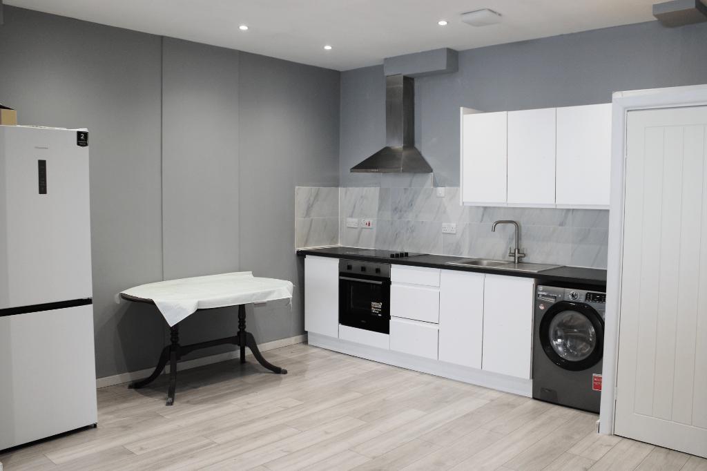 1 Bedroom STUDIO to Rent in WEMBLEY, HA0 1JE
