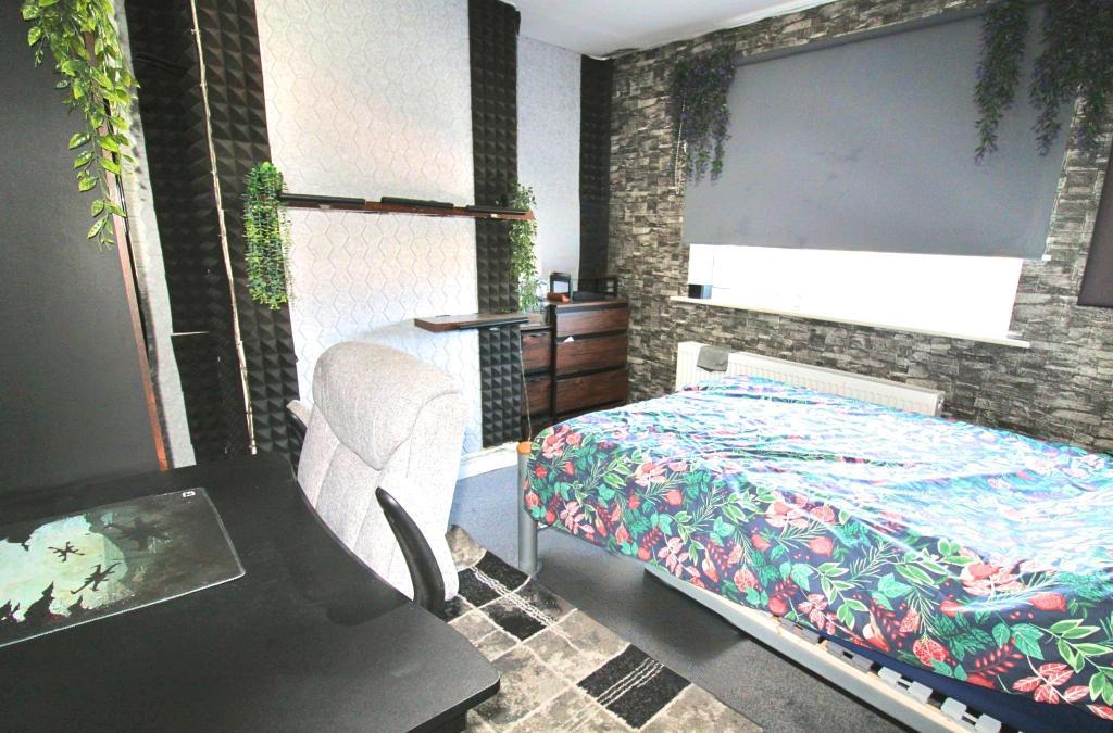 4 Bedroom HOUSE to Rent in WEMBLEY, HA0 4ET