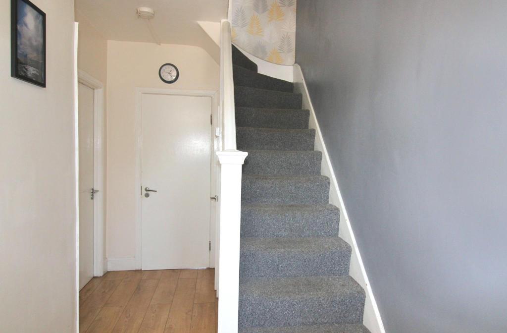 4 Bedroom HOUSE to Rent in WEMBLEY, HA0 4ET